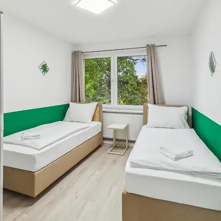 Jenapartments 4sz 8p Zentral, Terrasse, Waschtrockner Апартаменты Ена