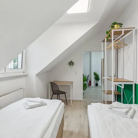 Jenapartments 4sz 8p Zentral, Terrasse, Waschtrockner Апартаменты