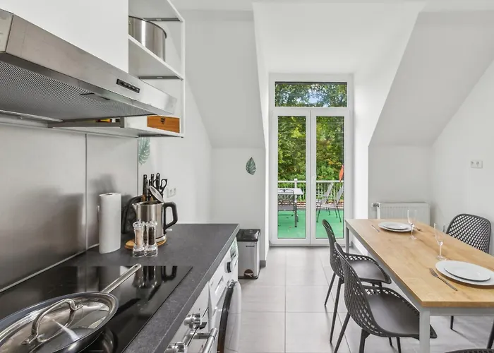 Jenapartments 4sz 8p Zentral, Terrasse, Waschtrockner Jena